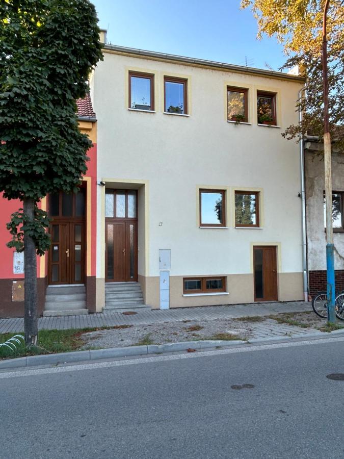 Apartament Stromoradni 17 Brzecław Zewnętrze zdjęcie